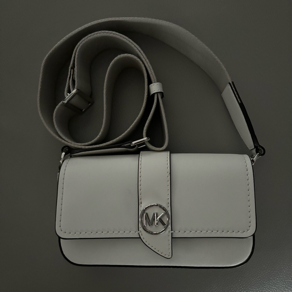 🌸Michael Kor Crossbody🌸